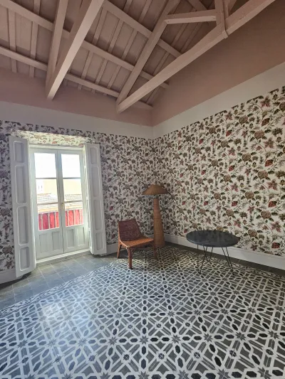 Suite / Suite con bañera de hidromasaje — 3