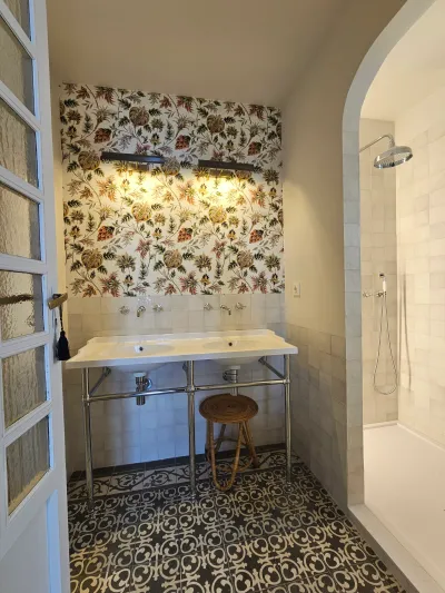 Suite / Suite con bañera de hidromasaje — 6